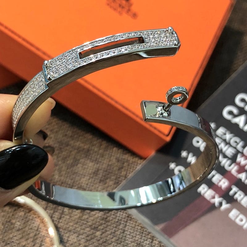 Hermes Kelly Moissanite Bracelet - 18K White Gold
