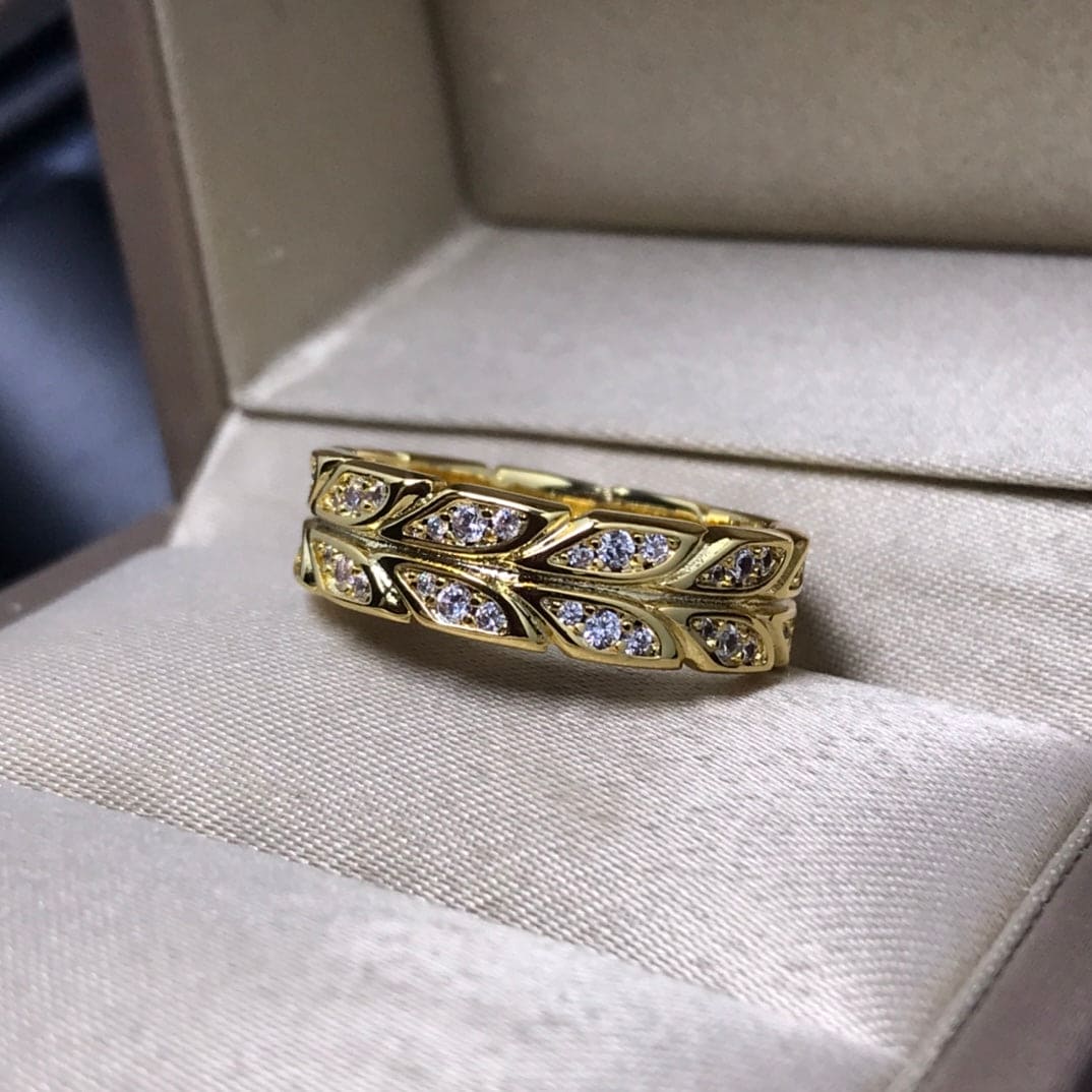 Victoria Vine Ring - 18K Yellow Gold