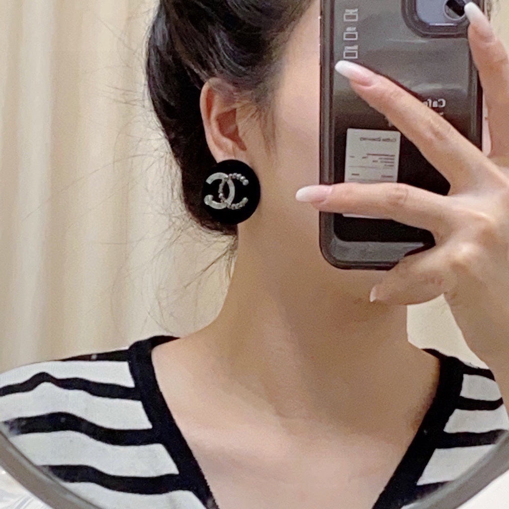 Chanel Black Resin Crystal Earrings - 18K White Gold