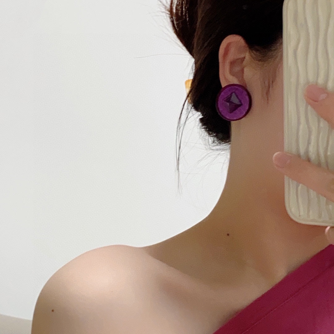 Chanel Vintage Purple Earrings - 18K Yellow Gold