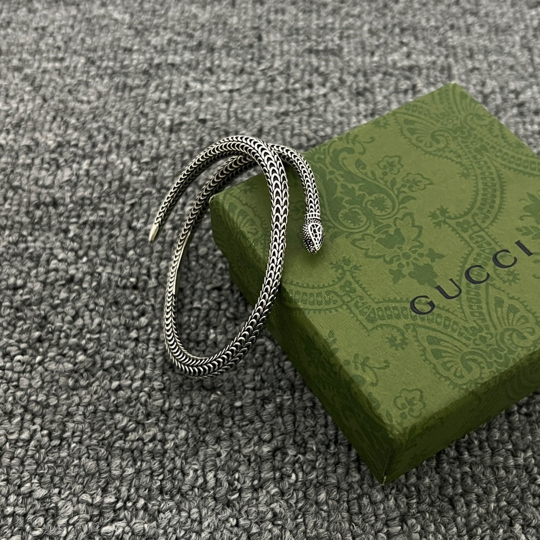Gucci Double G Ggard Snake Bracelet