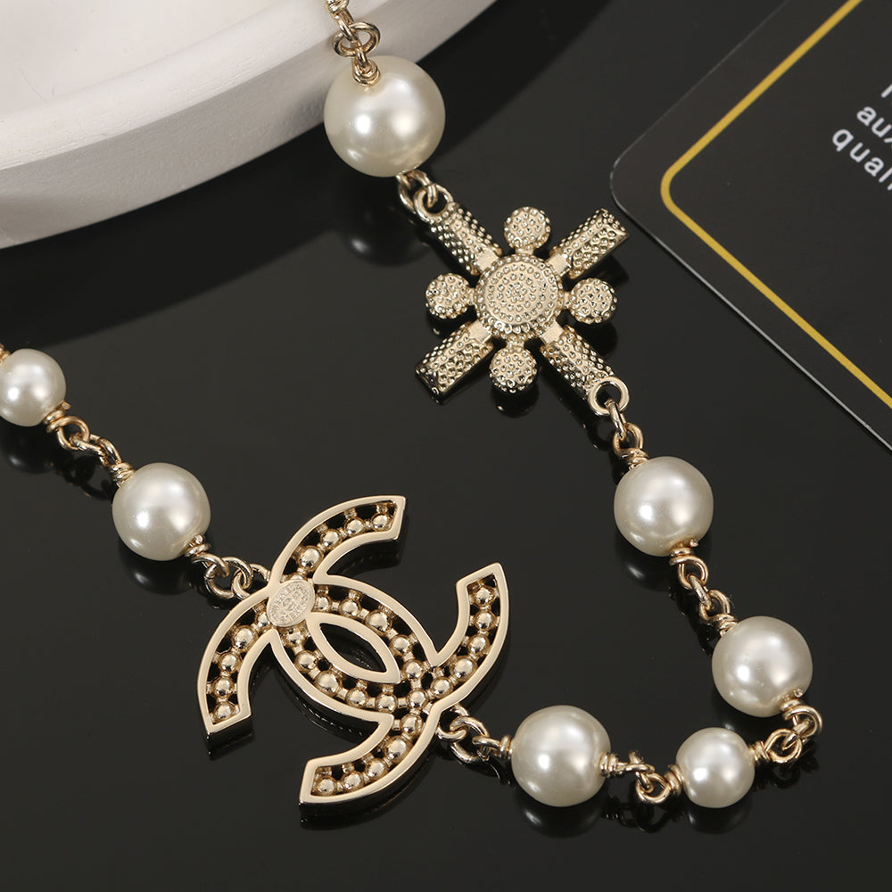 Chanel Flower Pearl Necklace