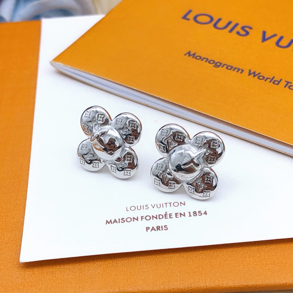 Louis Vuitton Vivienne Earrings - 18K White Gold