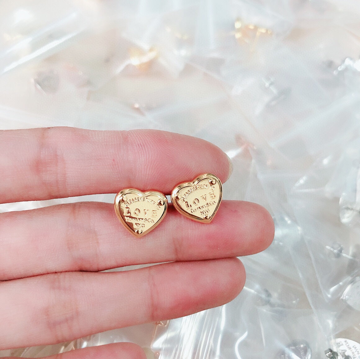 Return to Tiffany Love Earrings - 18K Gold