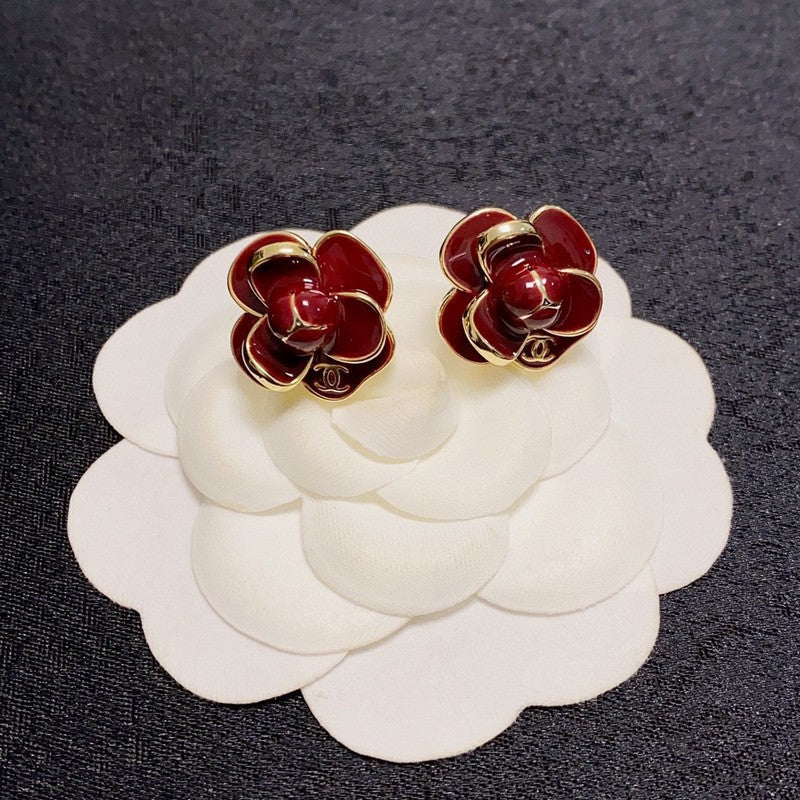 Chanel Red & Pink Camellia Earrings - 18K Yellow Gold