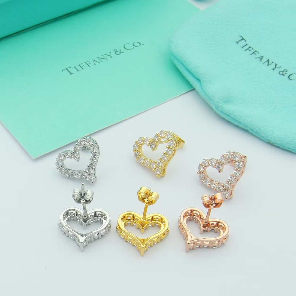 Tiffany Heart Moissanite Earrings - 18K Gold