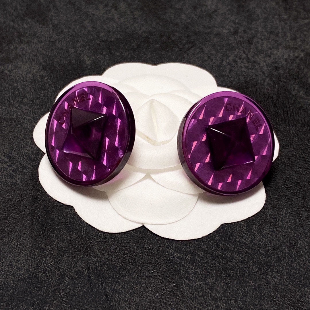 Chanel Vintage Purple Earrings - 18K Yellow Gold