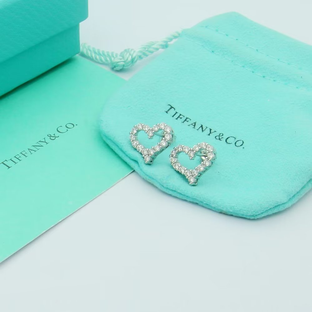 Tiffany Heart Moissanite Earrings - 18K Gold