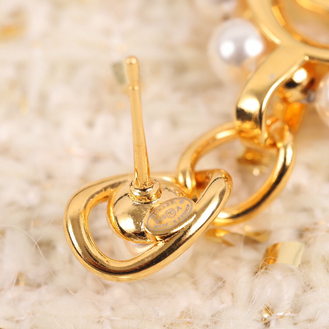 Chanel Square Pearl Pendant Earrings - 18K Yellow Gold