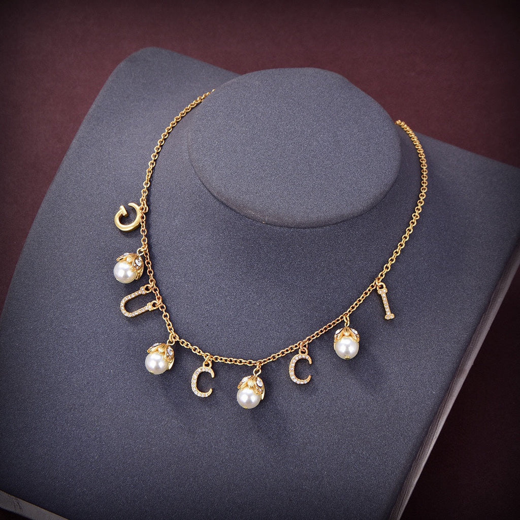 Gucci Double G Fashion Show Chain Necklace