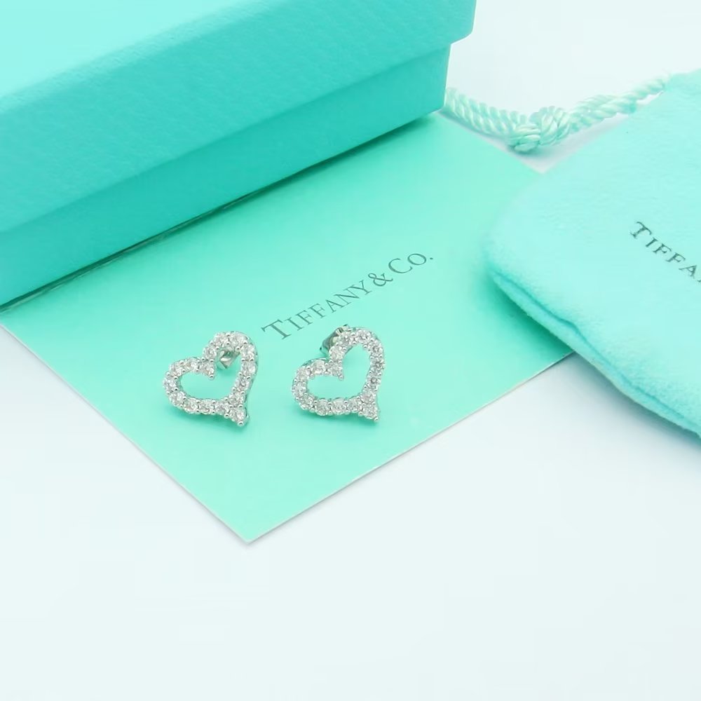 Tiffany Heart Moissanite Earrings - 18K Gold
