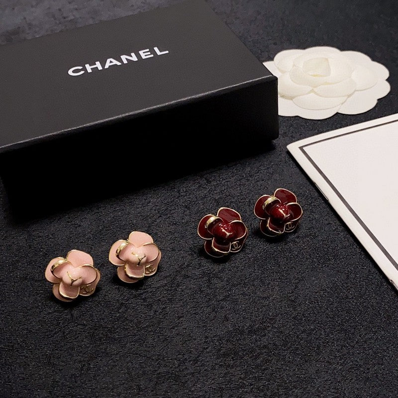 Chanel Red & Pink Camellia Earrings - 18K Yellow Gold